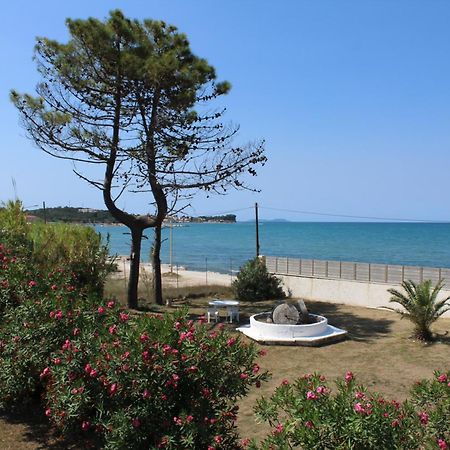 Anastazia'S Seaside Apartments Roda  Extérieur photo